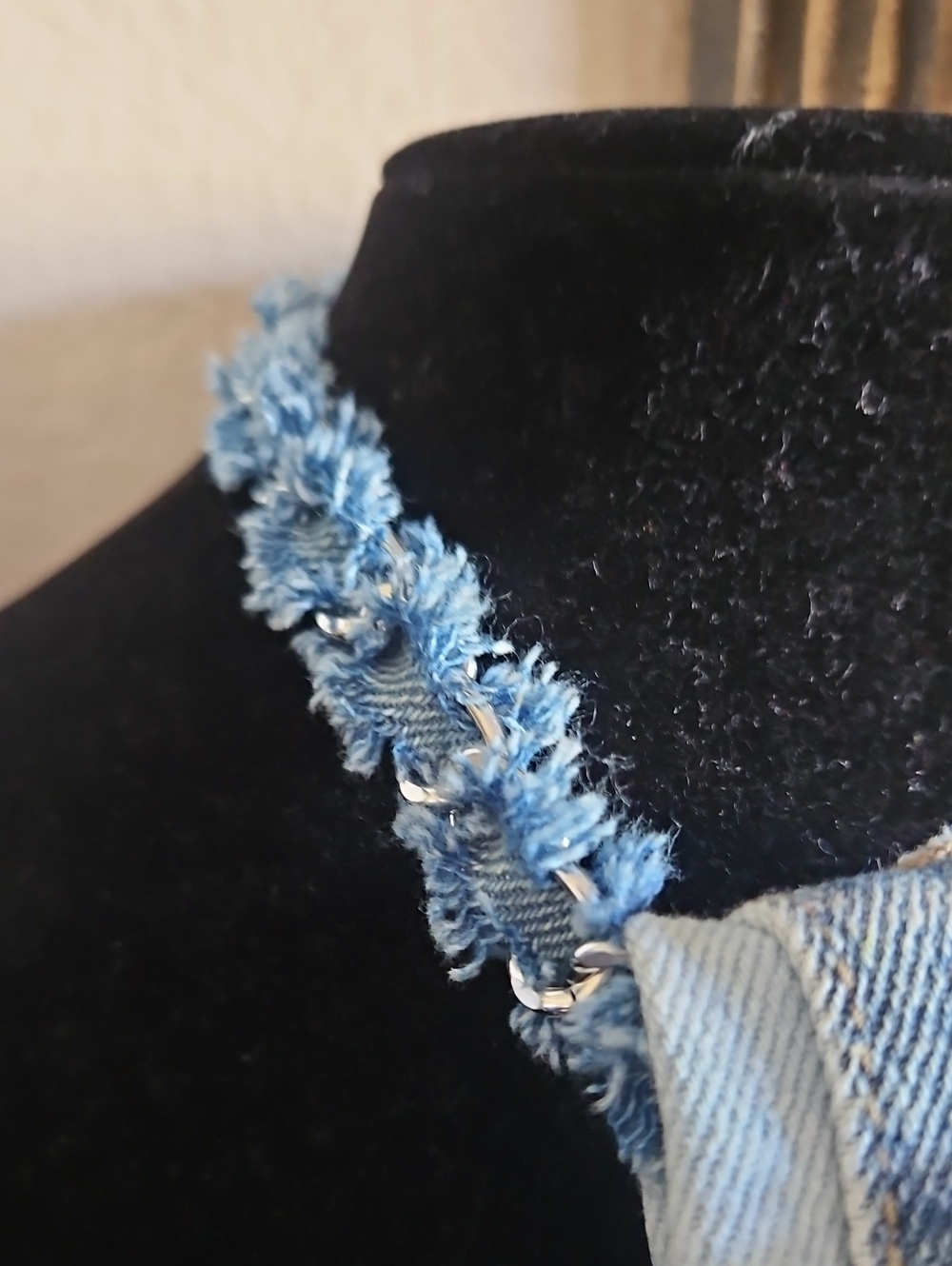 Custom Made Denim and Rhinestone Stars with Center Brooch Necktie Necklace - Picture 6 of 7
